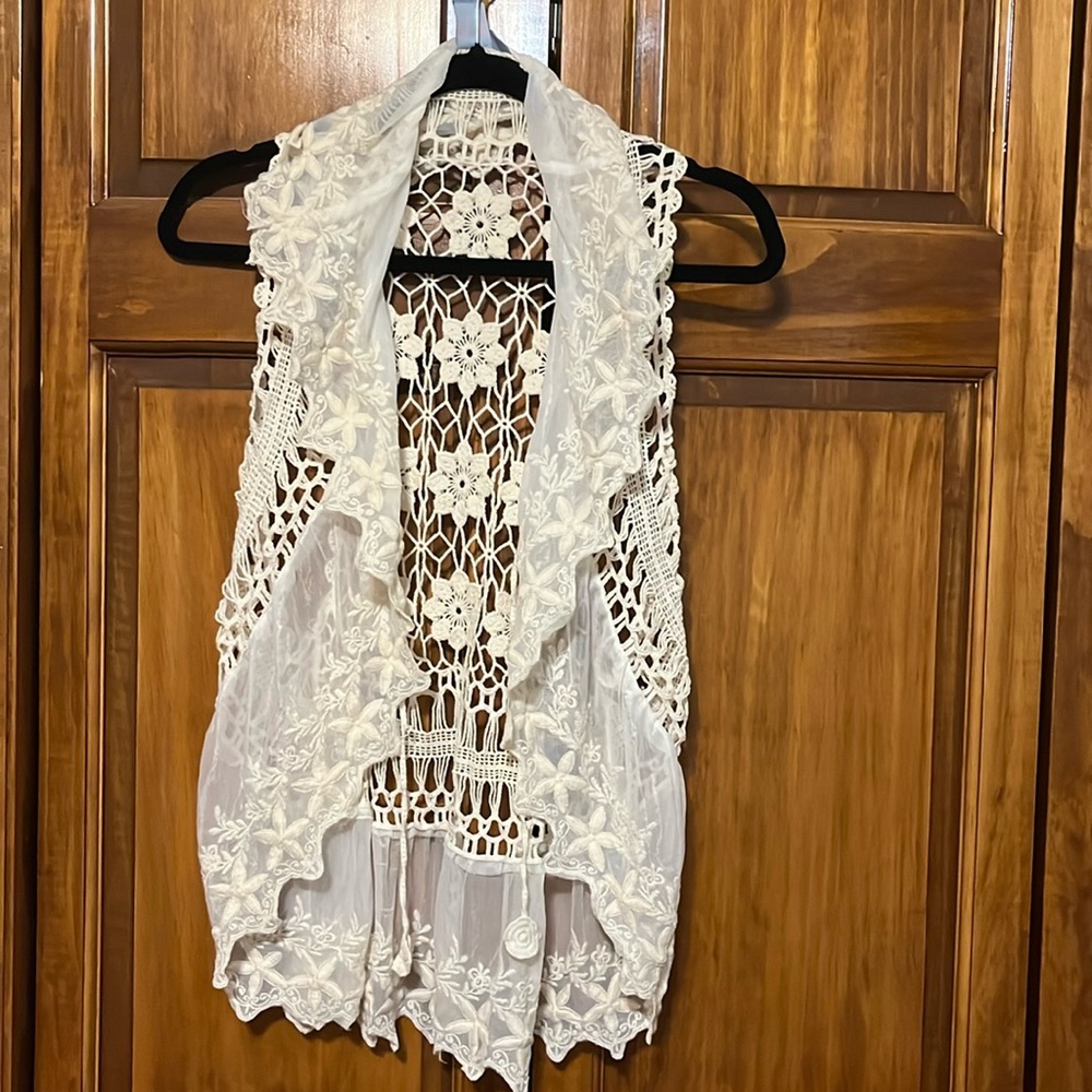 Pink mellow, cream color crocheted and lace vest size medium